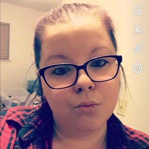 Meet your Posher, Briana